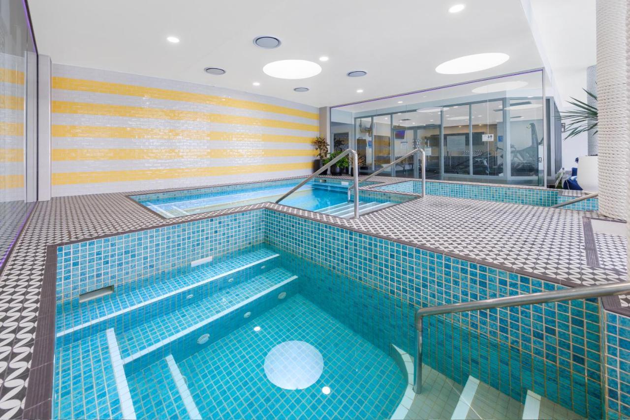 Ramada Resort By Wyndham Shoal Bay Buitenkant foto